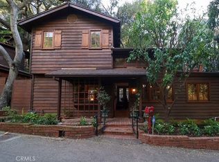 9860 Yoakum Dr, Beverly Hills, CA 90210