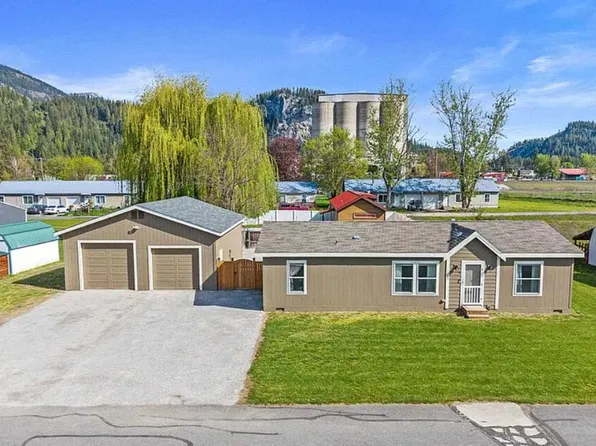 105 B South Ave, Metaline Falls, WA 99153