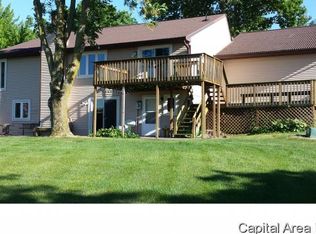 55 Northridge Dr, Sherman, IL 62684