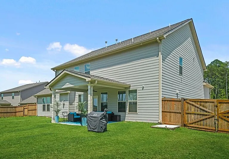 115 Bre Dr — Photo 3