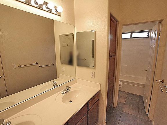 4th image of 13469 W Maui Ln