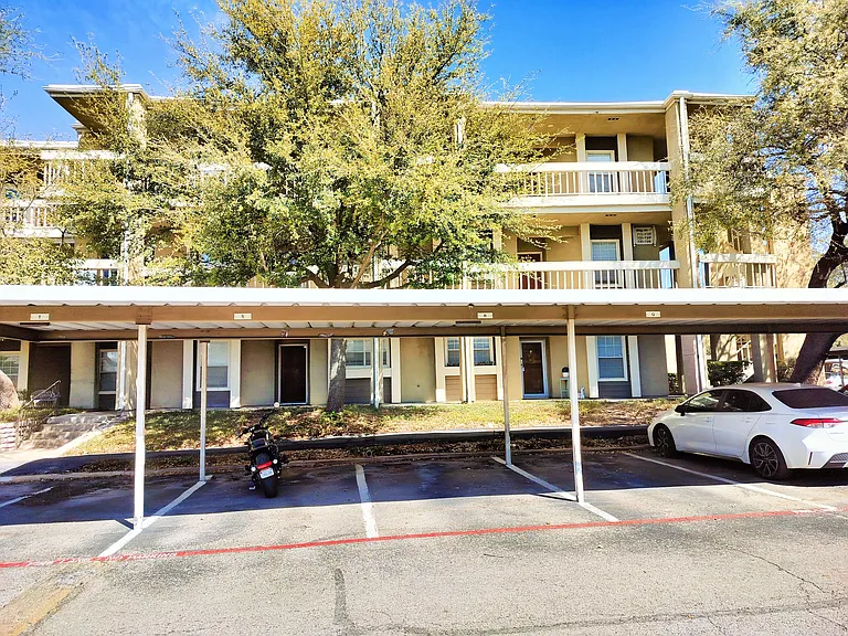 5310 Keller Springs Rd #723 — Photo 40