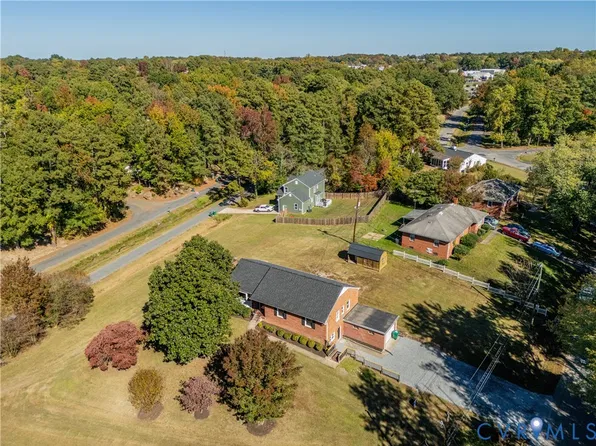 2901 Barrington Rd, Richmond, VA 23222