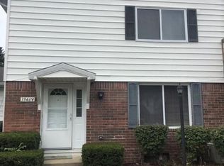 3946 Hunters Ridge Dr APT 4, Lansing, MI 48911