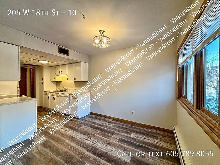 Carriage Hills Apartments — Photo 20