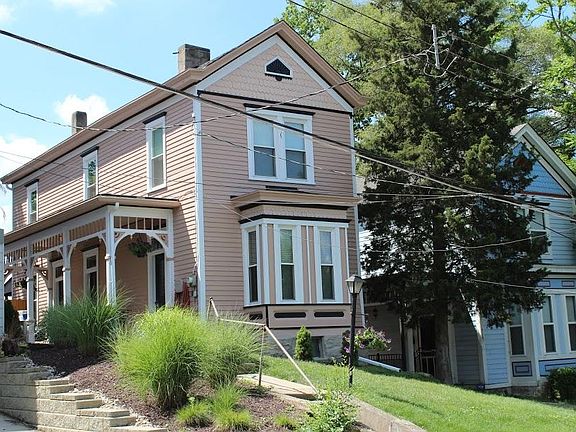 2nd image of 416 McDowell St
