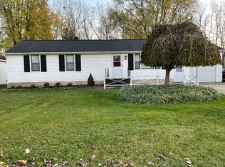 1165 Dodge Rd, Getzville, NY 14068