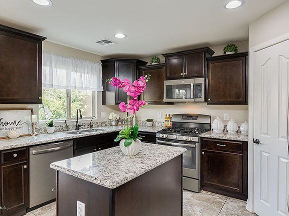 2nd image of 2244 E Hazeltine Way
