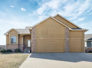 8141 E Old Mill Ct, Wichita, KS 67226