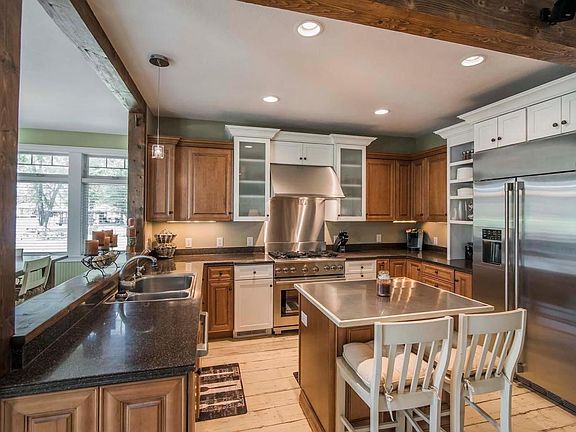 4th image of 14955 Park Place Ave