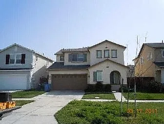 4030 N Berkeley Ave photo 1