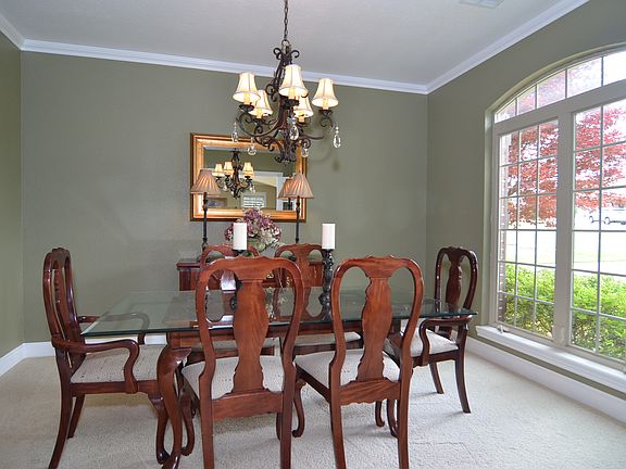 Dine in an ambiance of elegance