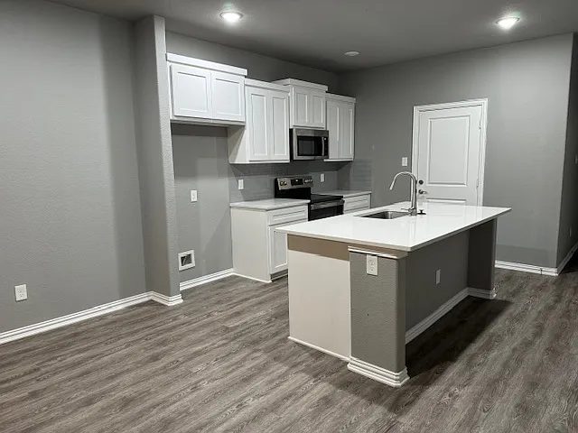3 bed, 1310 sqft, $1,525 — Photo 3