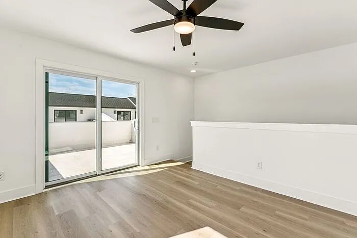 5015 Grayton Aly — Photo 30