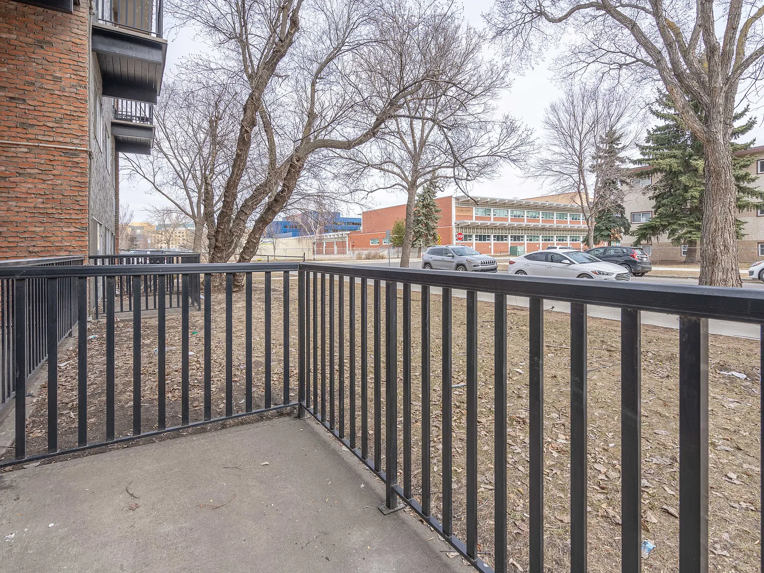 Metro Park Place — Photo 2
