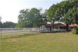 1st image of 102 Penjay Ln