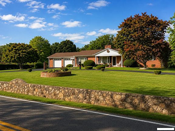 2nd image of 1409 Soapstone Rd