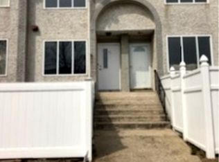 45 Wildwood Ln, Staten Island, NY 10307