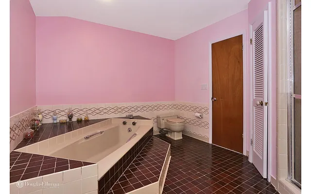 Sold by Douglas Elliman | media 48