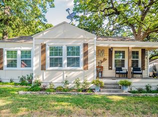 314 W Russell St, Weatherford, TX 76086