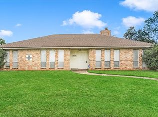 414 Rustling Pine Dr, Slidell, LA 70458