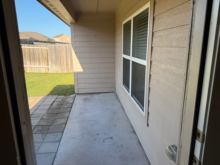 1318 Soap Tree Dr — Photo 8
