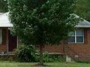 323 Branders Bridge Rd, Colonial Heights, VA 23834