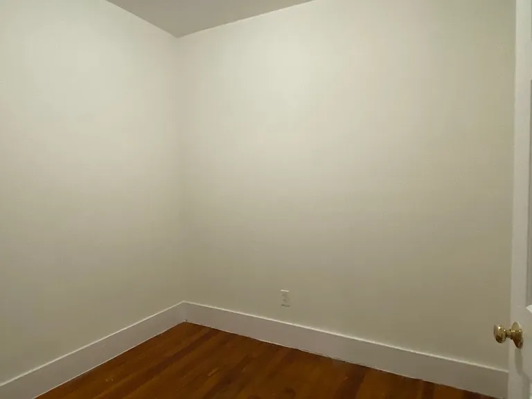 77 Brighton Ave #4 — Photo 17