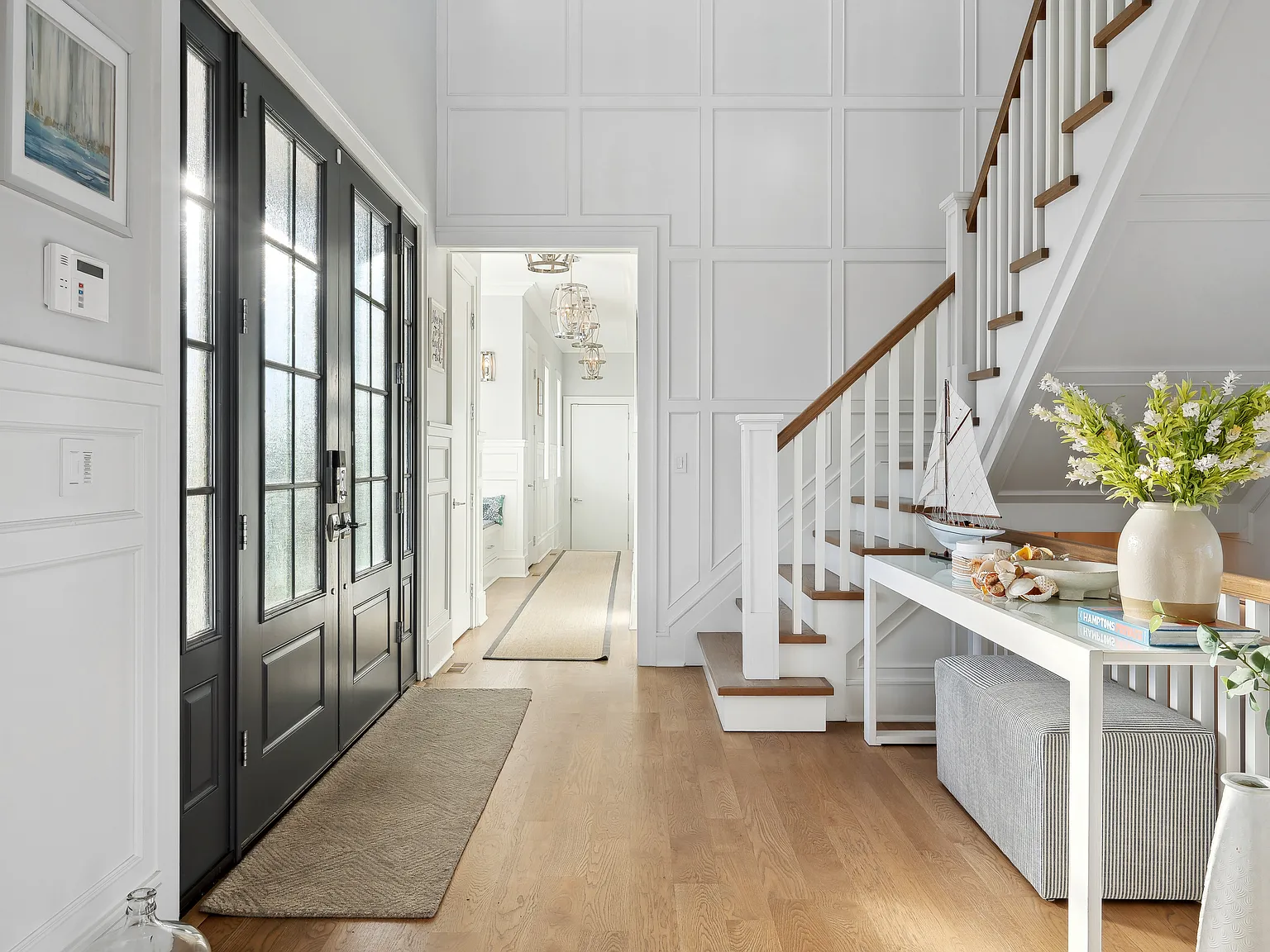 Gorgeous Montauk Beach Home with Waterviews — Photo 4