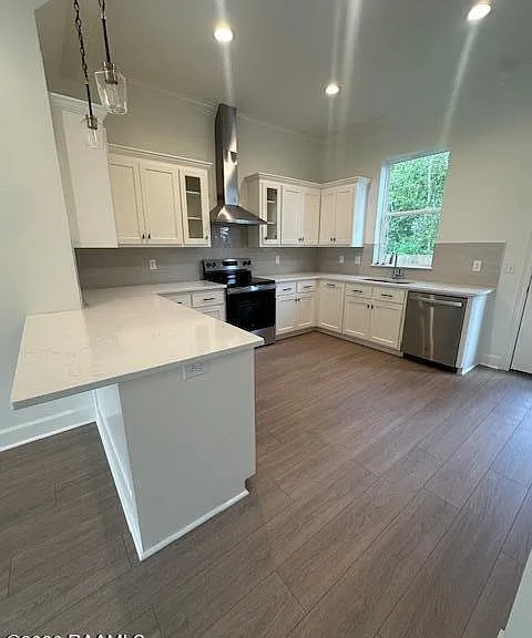 1510 Kaliste Saloom Rd #105 — Photo 3