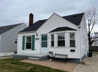 2381 Princeton Rd, Berkley, MI 48072