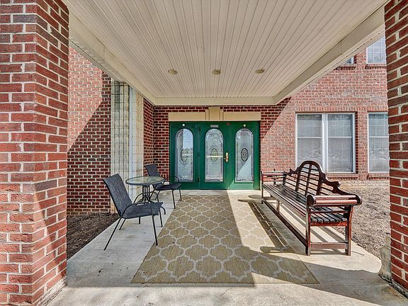 5th image of 2208 Jefferson St SE APT 210