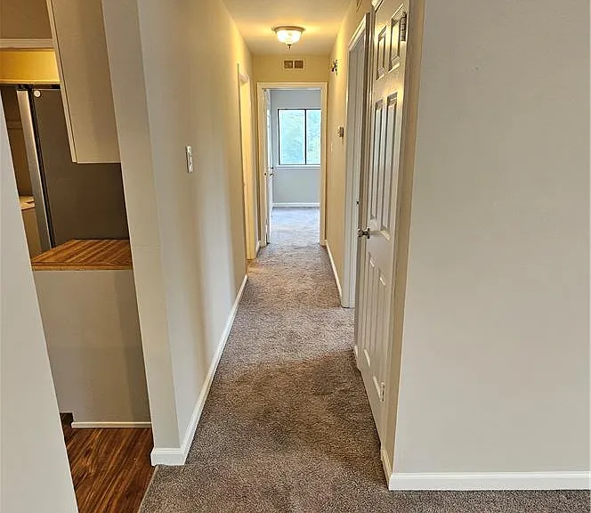 1016 Dogwood Ct — Photo 8