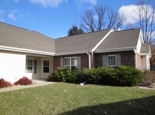 728 Risley Oak Ct, Prairie Du Sac, WI 53578