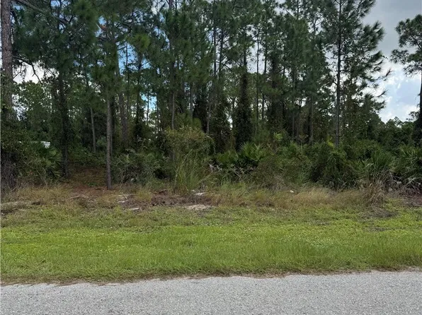 853 Troy Ave S, Lehigh Acres, FL 33974