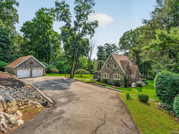 811 Farmers Mills Road, Carmel, NY 10512