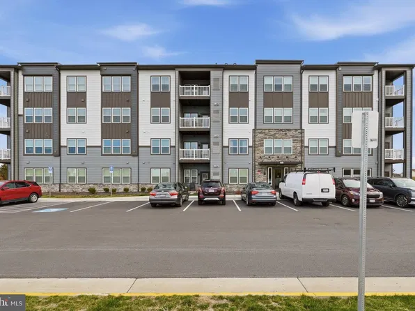 151 McCormick Cir #105, Winchester, VA 22602