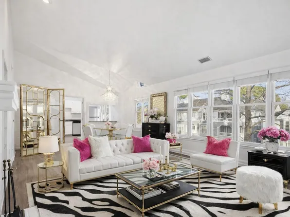 741 Bishops Park Dr Unit 303, Raleigh, NC 27605