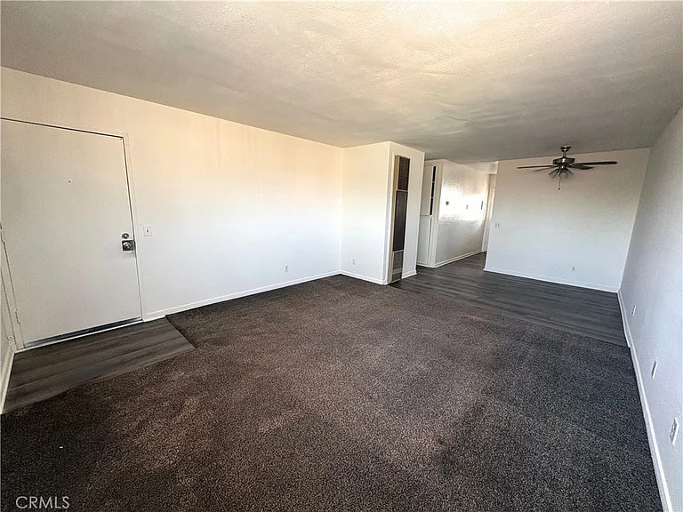 7404 Napa Ct — Photo 4