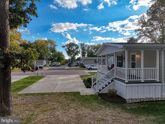5th image of 23398 Beacon Ct #56413