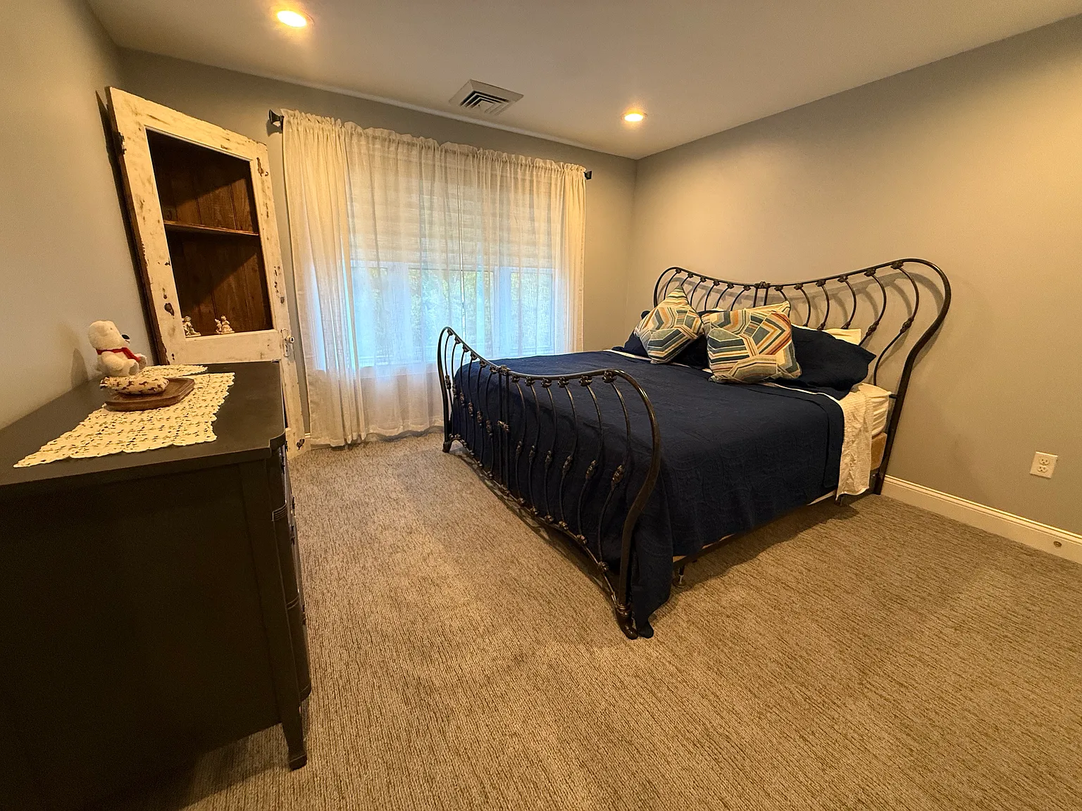 1 bed, 1000 sqft, $2,850 — Photo 3