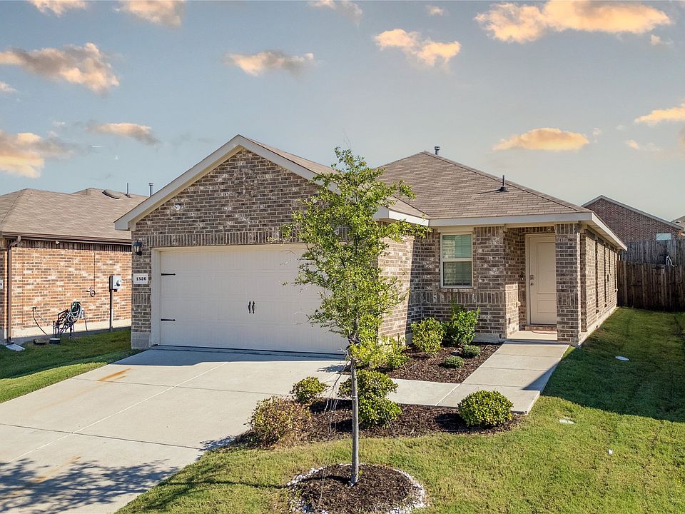 1st image of 1526 Dilley Ln