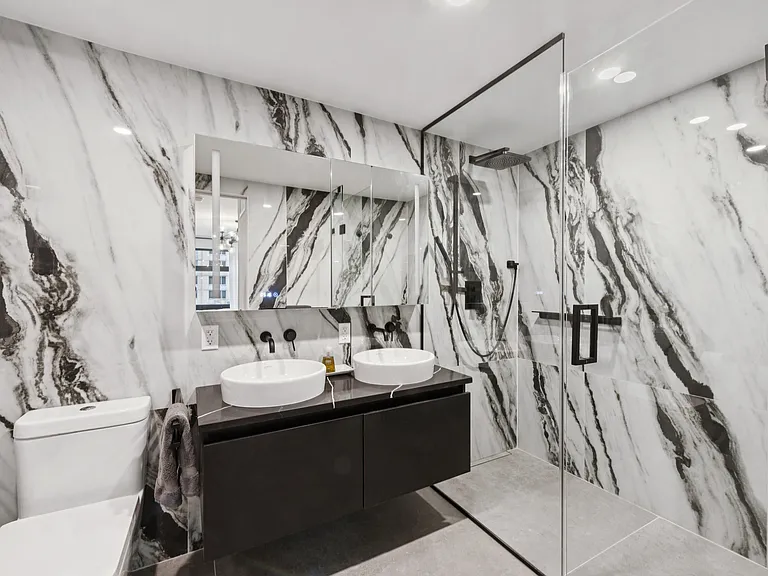 350 W 44th St #505 — Photo 19