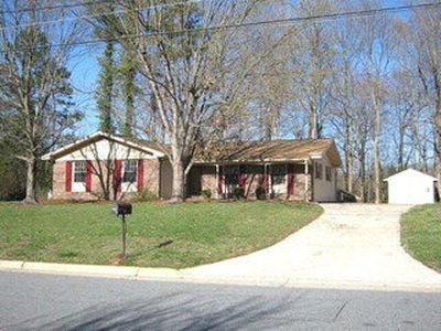 2306 Timberlake Ave, High Point, NC, 27265