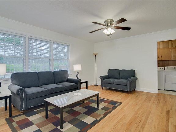 2nd image of 1315 Girard Avenue