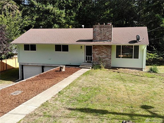 3rd image of 10813 Williams Way SW