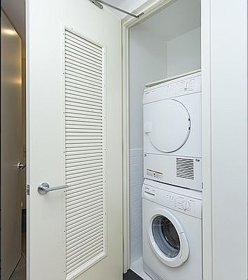 4th image of 515 9th Ave #4Q