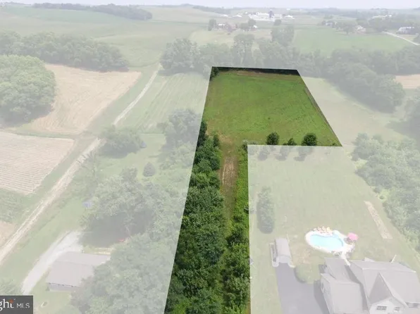108 Hempfield St, Washington Boro, PA 17582