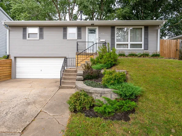 4629 11th Ave #D, Moline, IL 61265