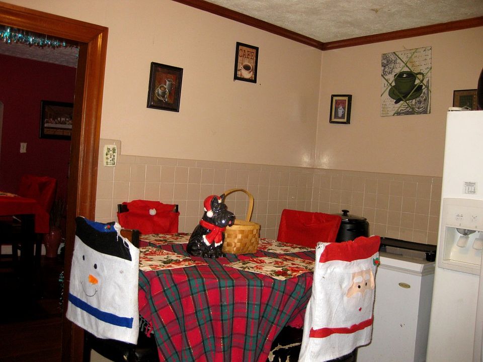 1st image of 2300 Sackett St